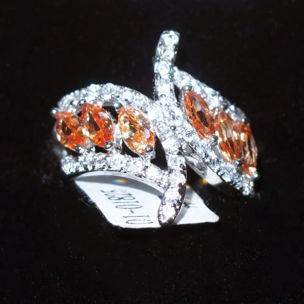 Stunning Lady's Artisan 925 Sterling Silver Ring w/ Amber and Clear CZ's